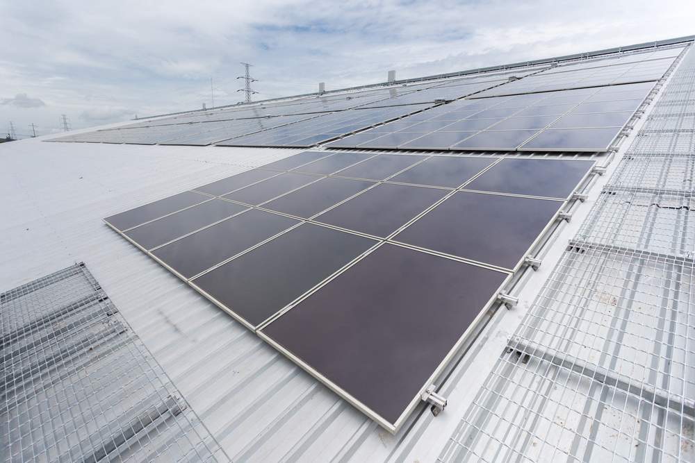 UPS Solar Commercial Solar Panels